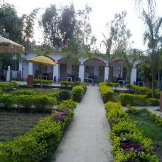 Beautiful Resort In Front Of National Park, Bandhavgarh 2
